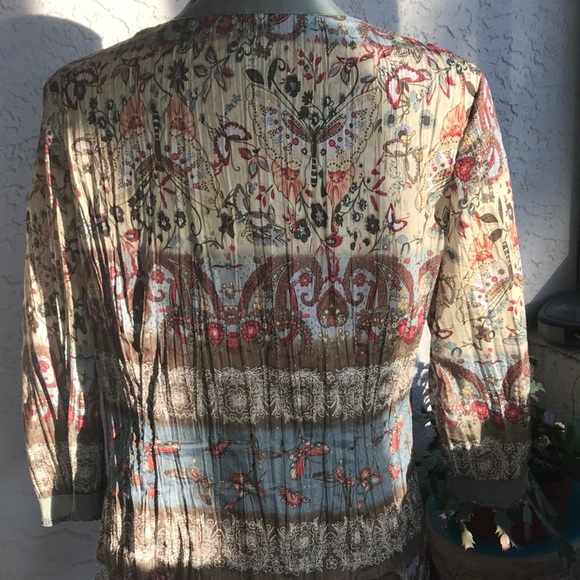 Gorgeous butterfly tunic - Picture 4 of 4